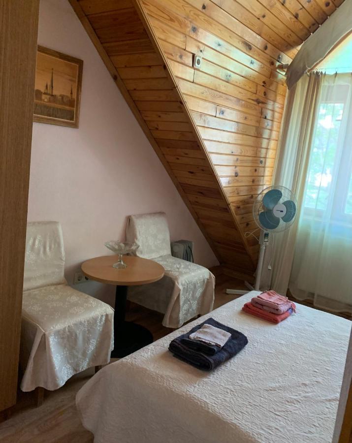 Excelsior Guesthouse Юрмала Екстер'єр фото